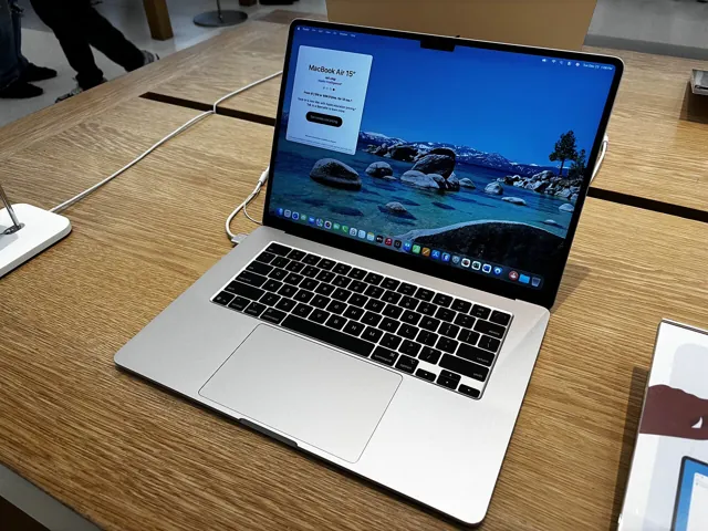 MacBook Air (M4)